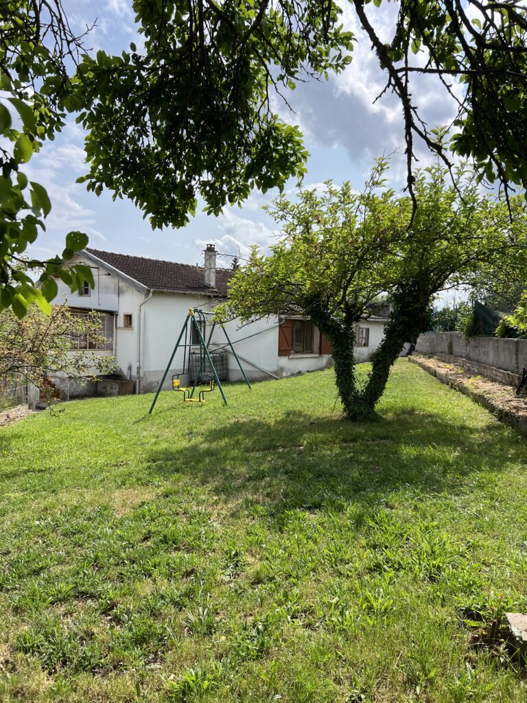 Maison avec dépendance