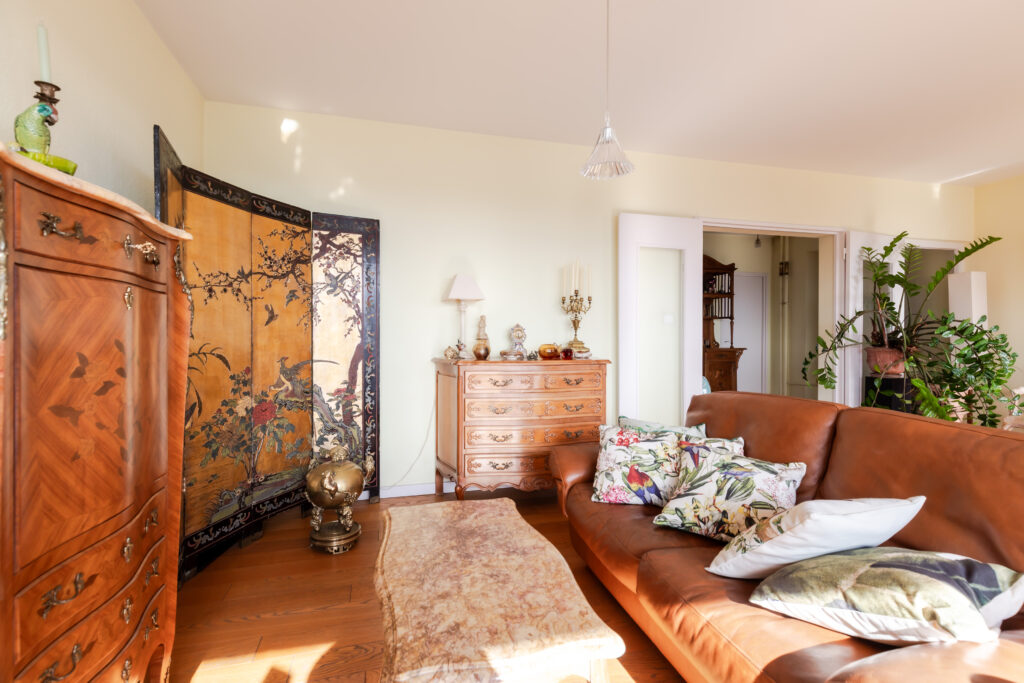 Appartement T5 avec terrasse et parking